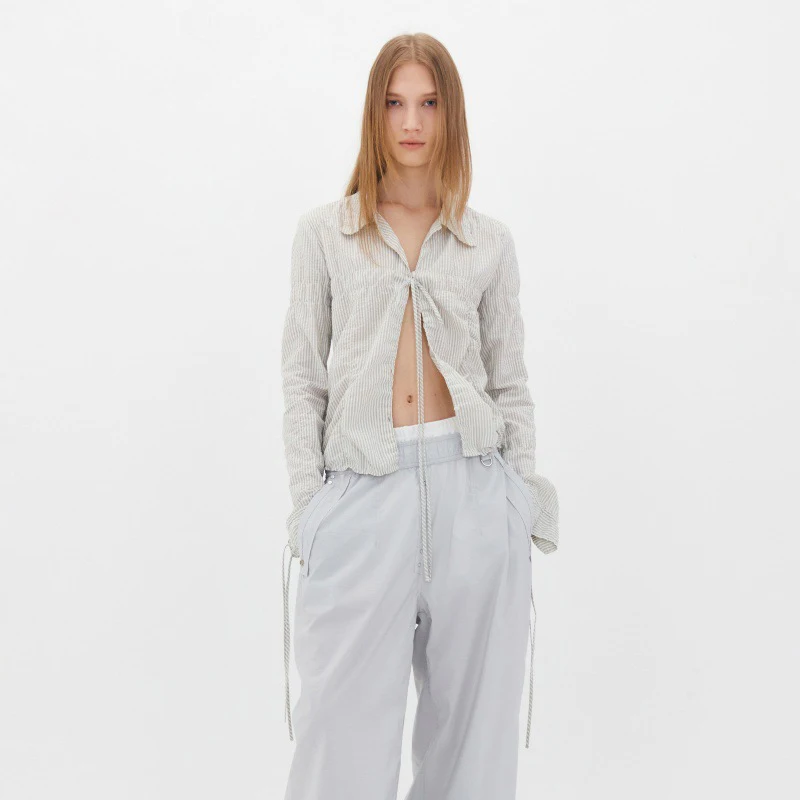 

Корейская женская тонкая дышащая блузка с длинным рукавом, белая в полоску, с поясом на талии, модная повседневная, с V-образным вырезом