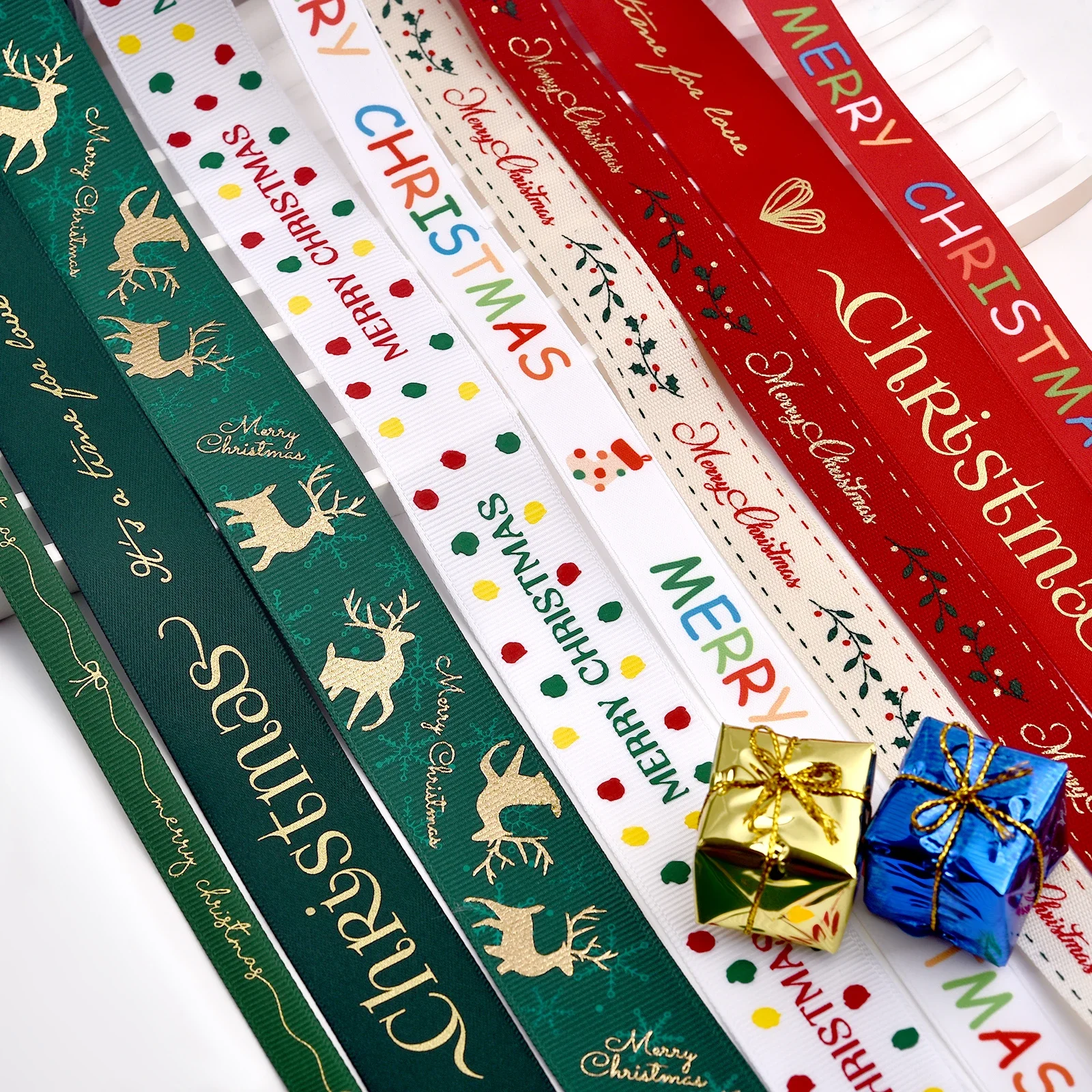 

4.5M Christmas Ribbon Printed Christmas Polyester Ribbon For Handmade Design Christma Decoration DIY Cake Bouquet Gift Packing