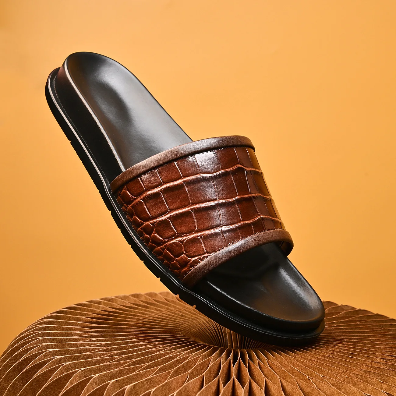 

Crocodile Pattern Mens Sandals Summer Genuine Leather Handmade Outdoor Business Brown Slippers Shoes For Men