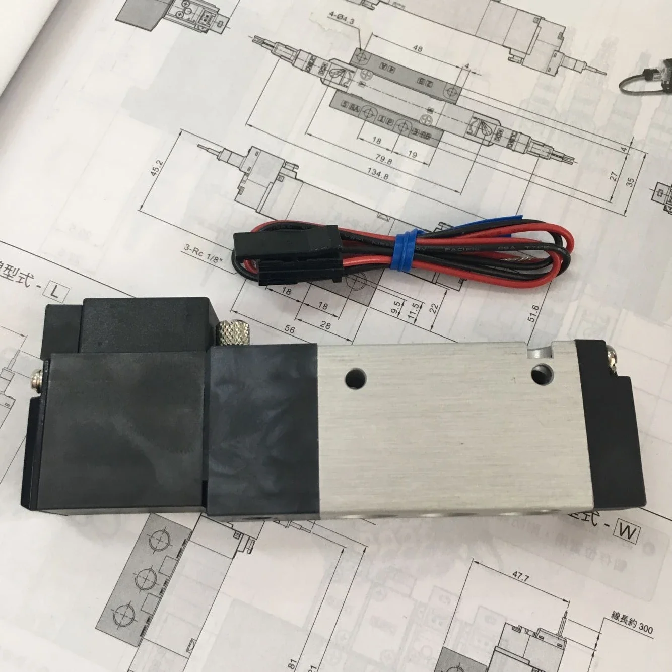 2 Positions 5 Ports Pneumatic Control Valve KOGANEI Solenoid Valve 180-4E1-83-PSL AC220V DC24V