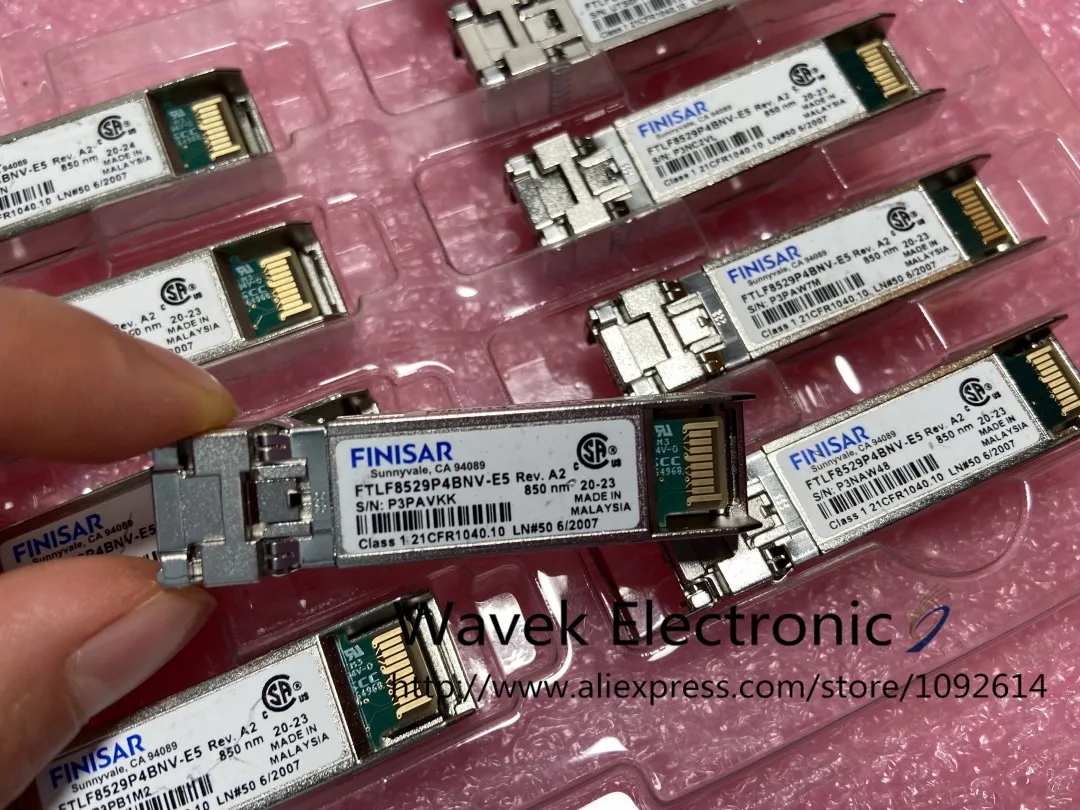 Finisar FTLF8529P4BNV-E5 P3MB4J3 Class 1 850nm 16Gb SFP Transceiver Module