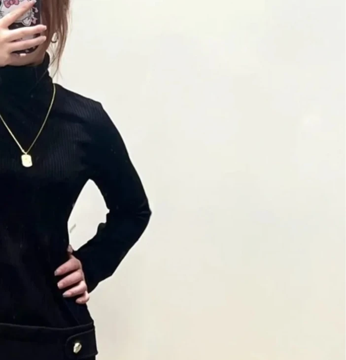 

Новое женское трикотажное платье 2025 года с высоким воротником и длинными рукавами, облегающее офисное женское элегантное мини-платье