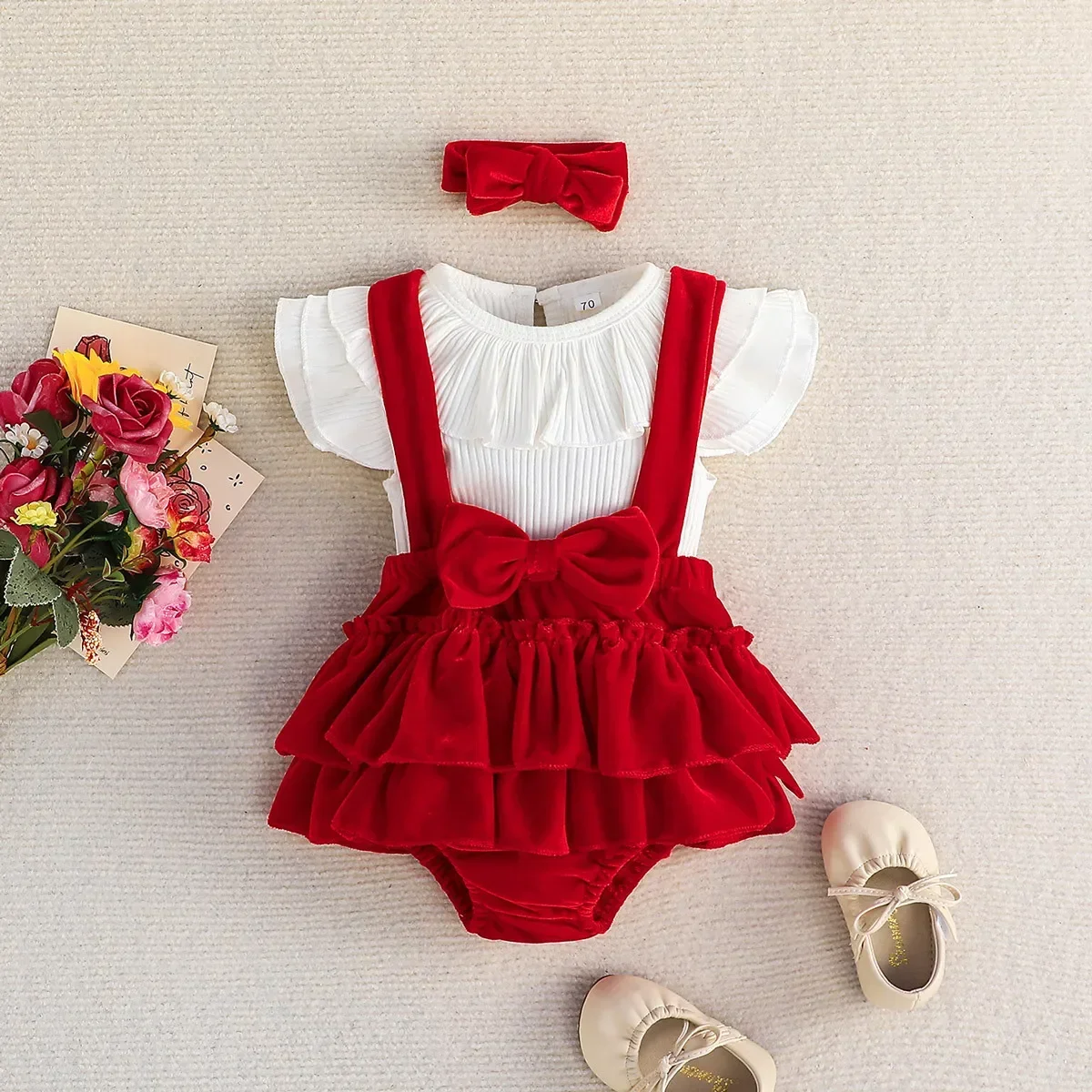 New Flying Sleeves Sweetheart Set for 0-2 Year Old Babies: One Piece, Strap Pant Skirt, and Headband Three Piece Set