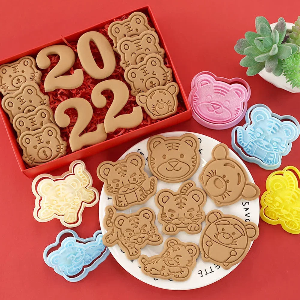 New Cartoon Tiger Shaped Cookie Embosser Cute Animals Biscuit Mold 3D Press Fondant Cookie Cutter Baking Cake Decorating Tools