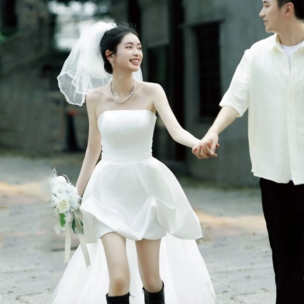 Simple Strapless Light Wedding Dress Satin A Line High/Low White Dress for Bride Gown Outdoor Wedding Shooting Props