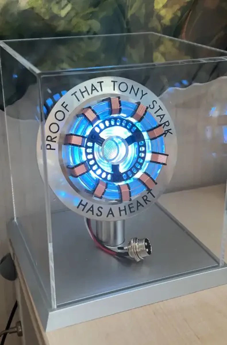 Cosplay Arc Reactor Herzförmige LED-Licht-Brustlampe MK1, MK2 als Geschenk für die Dekoration des Spielzimmers oder des Schreibtisches – Detail 14