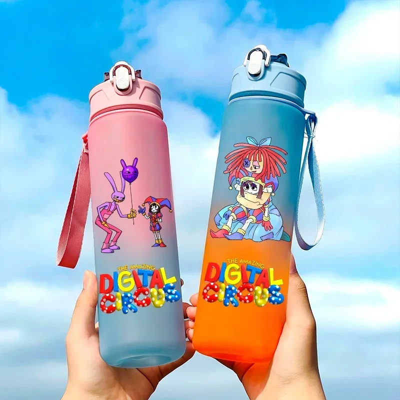 A 750ML The Amazing Digital Circus Cartoon Large Capacity Water Cup Outdoor Leak Proof Water Bottle Portable Straw Water Cup - view 4