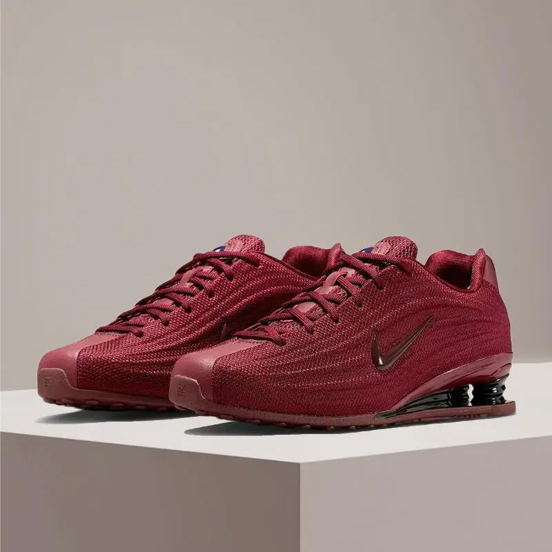 

Кроссовки Nike SHOX Z Retro: стильные, нескользящие, с амортизацией, для тренировок и бега, для женщин — универсальные и модные, красные, HQ7540-600