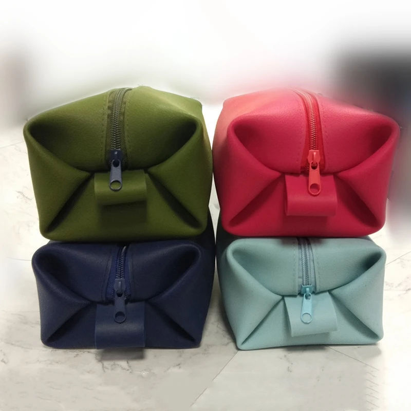 Borsa da viaggio per bagno borsa da toilette impermeabile in Silicone borsa da viaggio Organizer custodia per trucco portatile