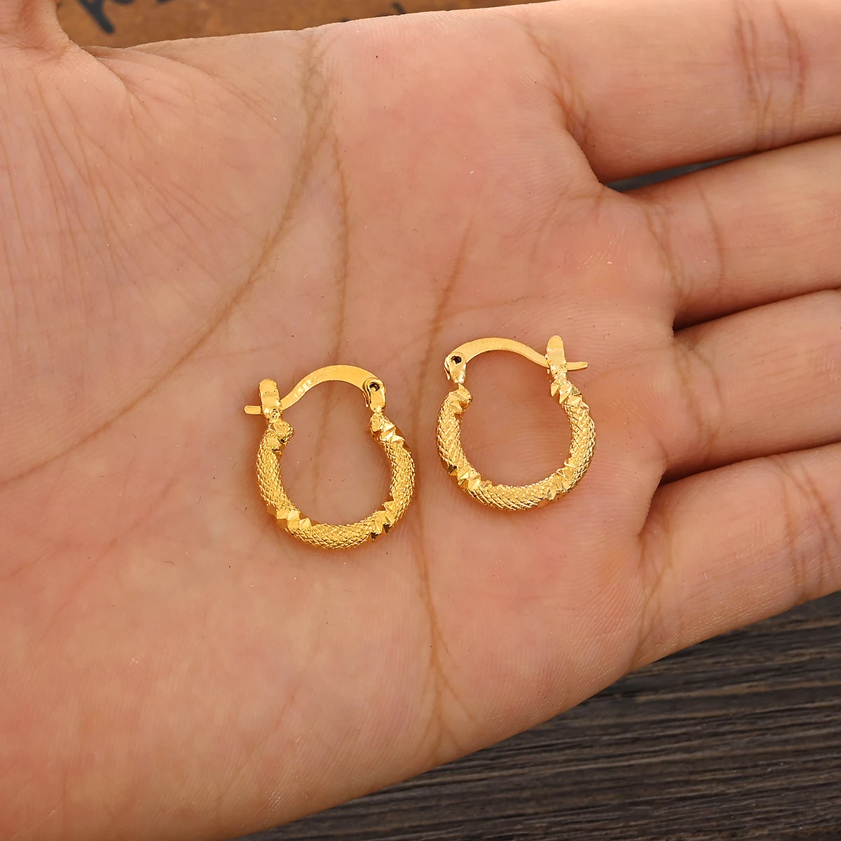 Gold Color Lovely Round Circles Huggies Hoop Earrings Kids Children  Women Girls Boy Jewelry African Christmas Party  Gift