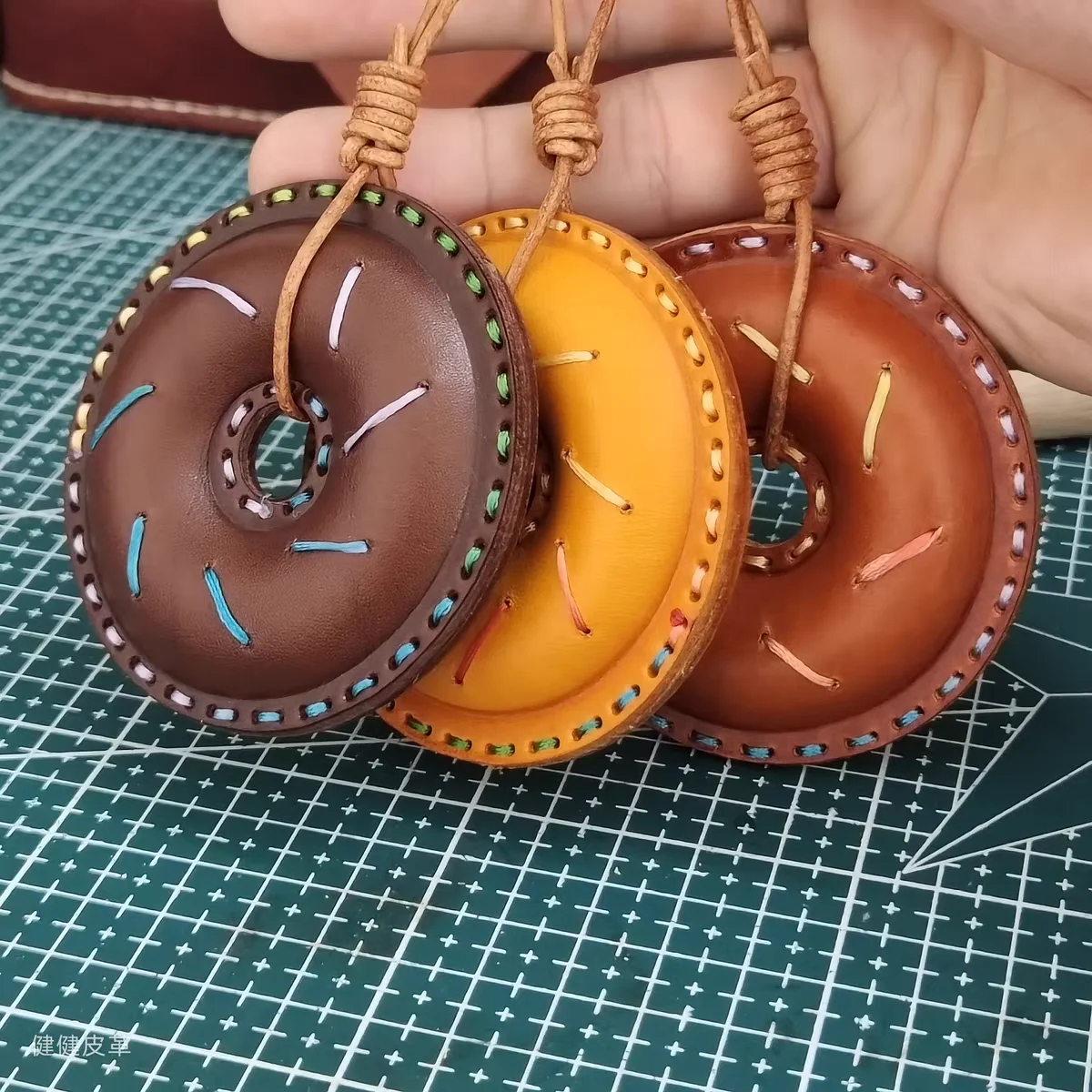 Semi-finished Leather Doughnut Handmade leather craft material Vegetable Tanned Leather Mist Wax Skin keyring pandent