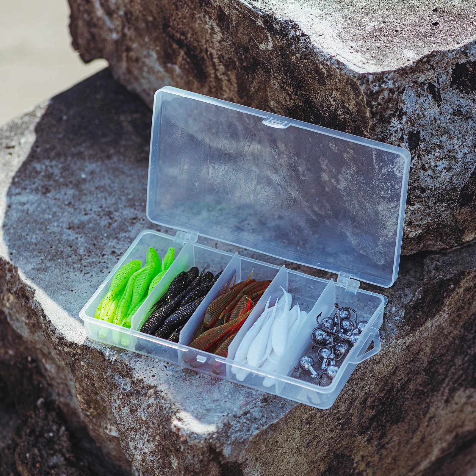 

Набор прочных мягких пластиковых рыболовных приманок Goture: черви Сенко, наживки-крэвы, приманки с разрезанным хвостом с крючками и джиг-головками, комплект рыболовных приманок