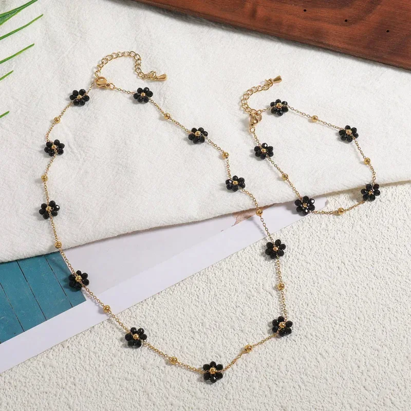 Hitam twiel bunga aster 18K warna emas set kalung Wanita Perhiasan halus batu alam multifungsi rantai klavikula set gelang