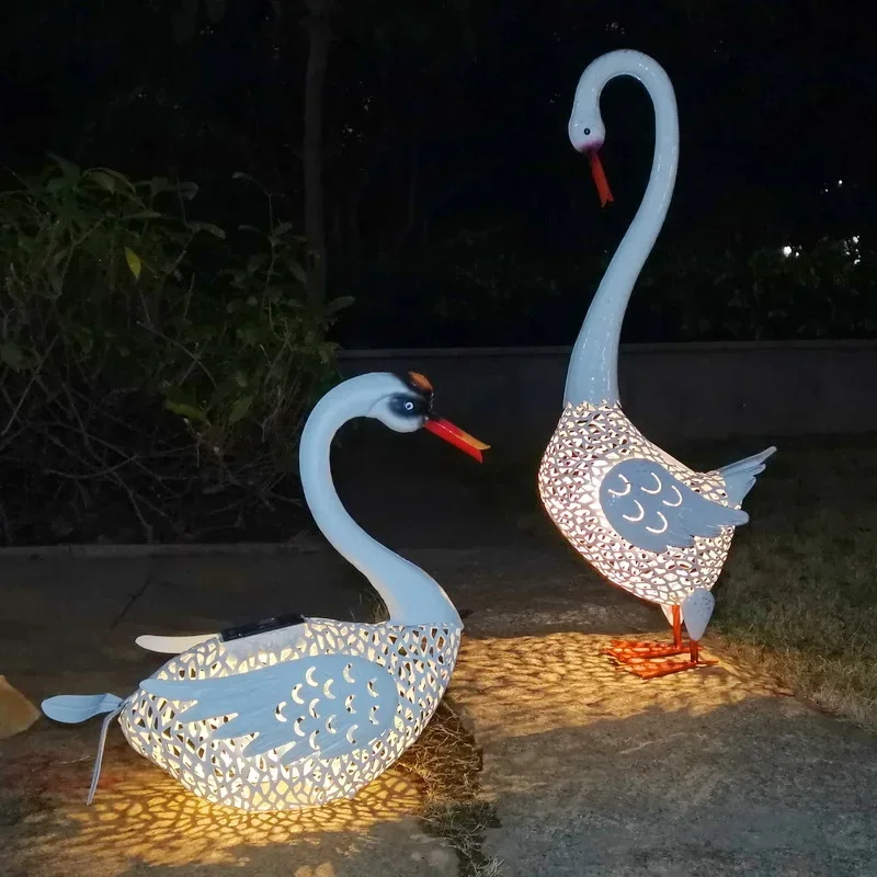 Outdoor Gardening Decoration Statues White Swan Solar Lamp Animal Garden Terraces Accessories Decor Sculptures For Modern House