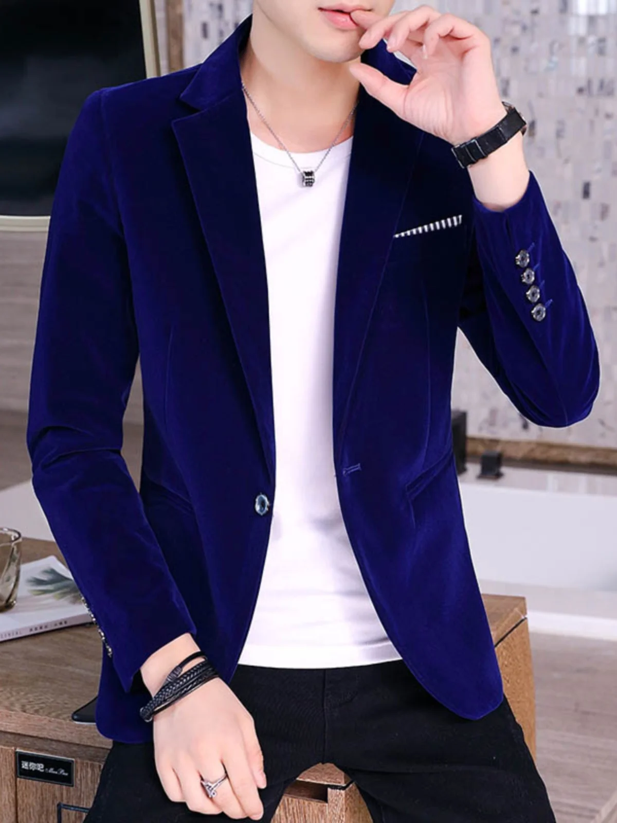 

Casual Velvet Jaet Men's Spring Autumn Slim Fit Faionable Color Youthful Haome Small Suit Top Quali Polyester ...