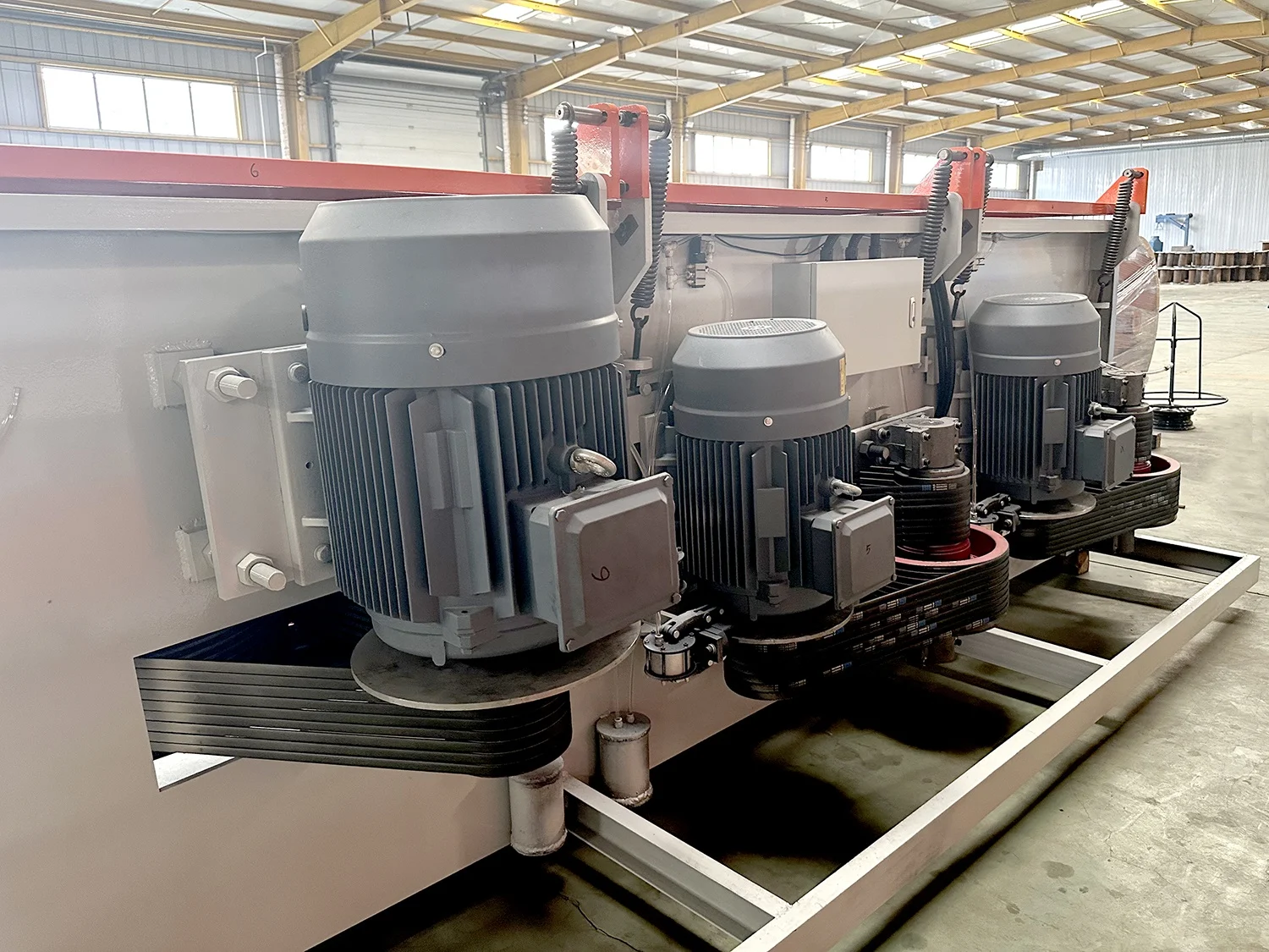 Macchina automatica per trafilatura di filo in acciaio inossidabile ad alta produttività con design a linea retta di controllo PLC