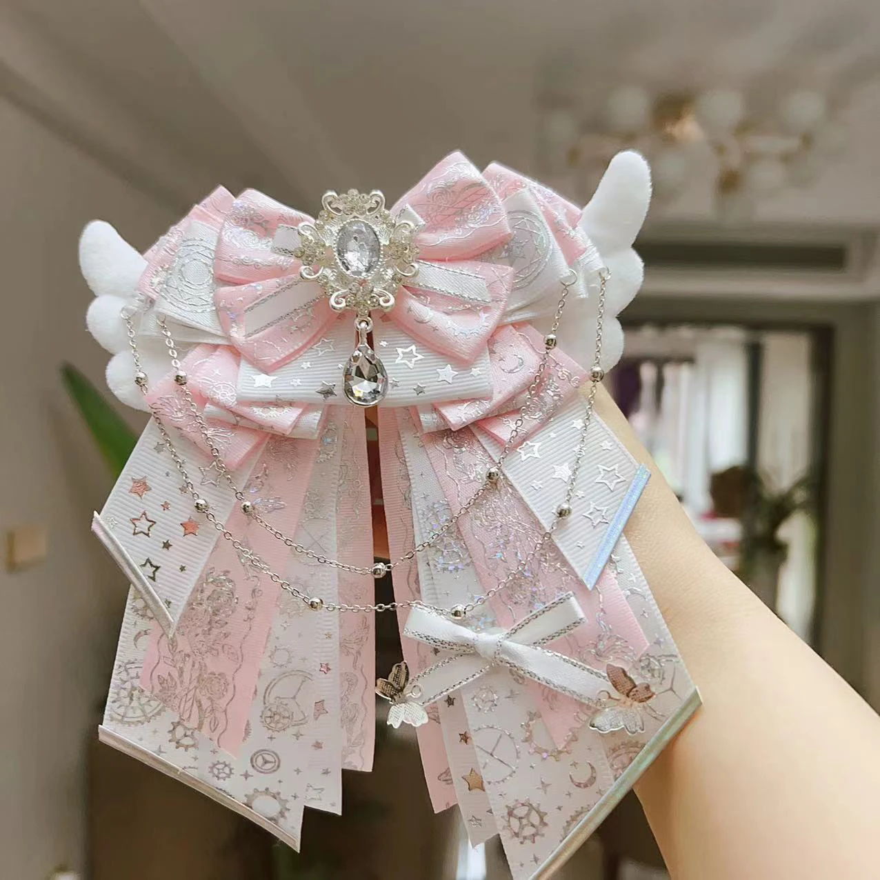 

Fashion Lolita Bow Collar Brooch Anime Concert Support Stick Luxury Water Diamond Bowknot Hand Light Accessories