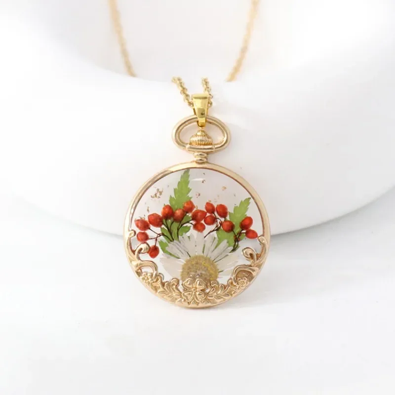 

Unique Pressed Flower Necklace Handmaking Epoxy Resin Natural Floral Series Charm Necklace Unique Dried Flower Chain Necklace