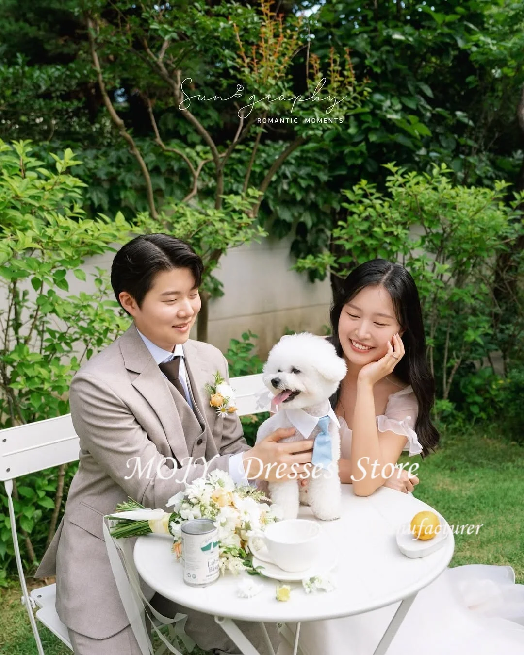 Mojy بسيط ألف خط الطية نفخة الأكمام بسيطة ألف خط فساتين الزفاف الأورجانزا طول الأرض مشد الظهر زي العرائس حسب الطلب