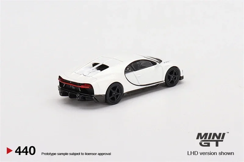 MINI GT 1:64 Bugatti Chiron Super Sport White LHD Diecast Model Car