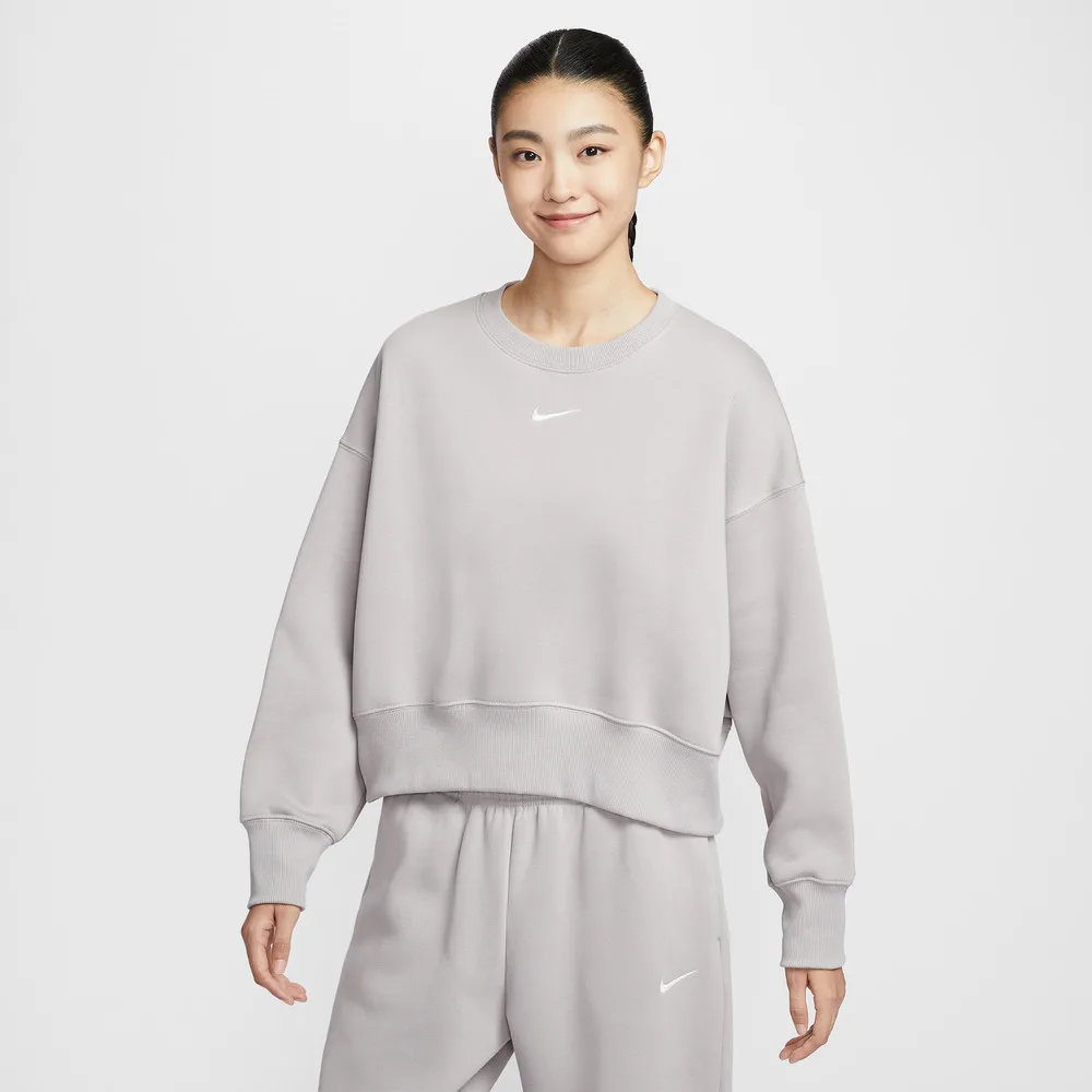 

Nike Women's Sporty Relaxed Crewneck Sweatshirt DQ5762-009