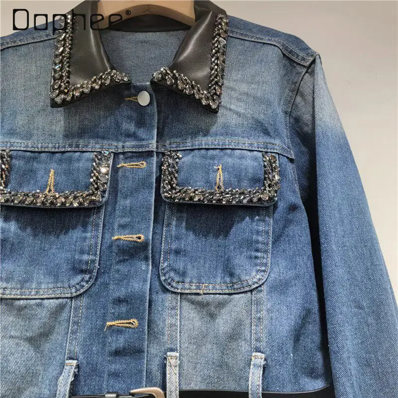 2025 Autunno nuovo blocco di colore colletto rovesciato strass monopetto doppia tasca giacca di jeans con finiture in pizzo pieghettato