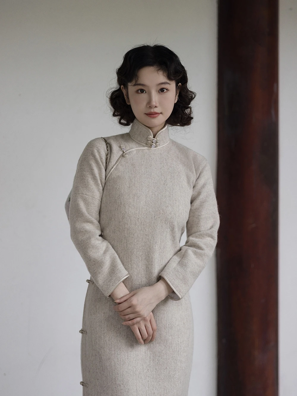 

Ограниченное предложение: винтажное китайское шерстяное платье из альпаки с низким разрезом, повседневное, однотонное, длинное, нелиняющее.