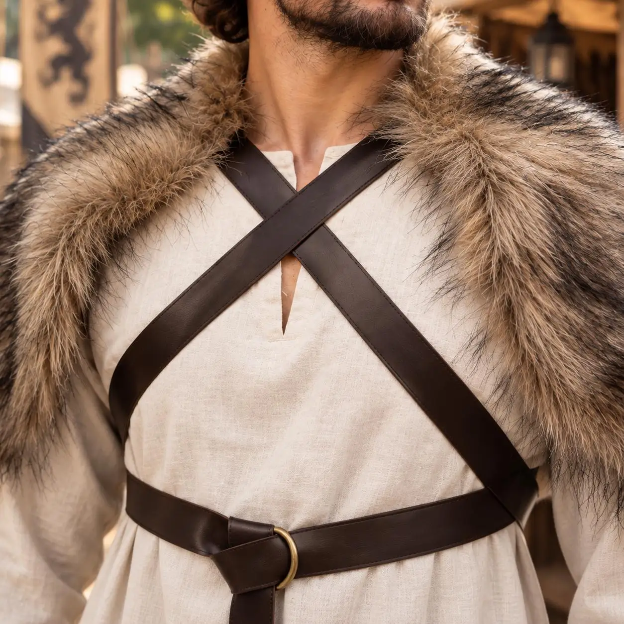 Halloween Medieval Faux Fur Shoulder Cape, Viking Warrior Shawl, Ren Faire Cosplay Fur Collar Cloak, Adjustable Chest Strap Cost