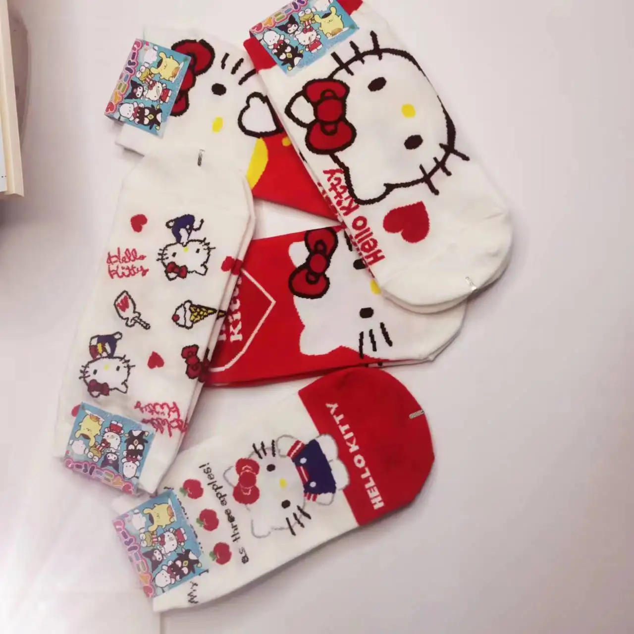 5Pcs Cute Sanrio Hello Kitty Cinnamoroll Cotton Socks Soft Girl College Style Mymelody Kuromi Socks Lolita Christmas Present