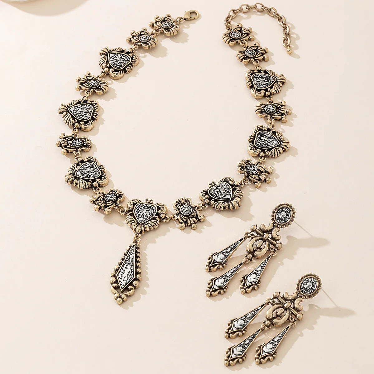 Vintage Zircon Jewelry Set for Women 2026 European And American High-End Light Luxury Earrings And Necklace Combo