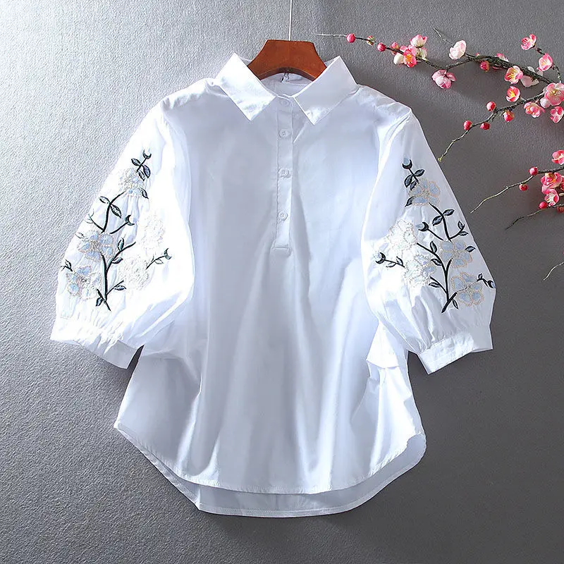 Summer Casual Embroidery Flower Loose Top Shirt New Fresh Literature and Art Lantern Sleeve Western Style Shirt Women\'s Top