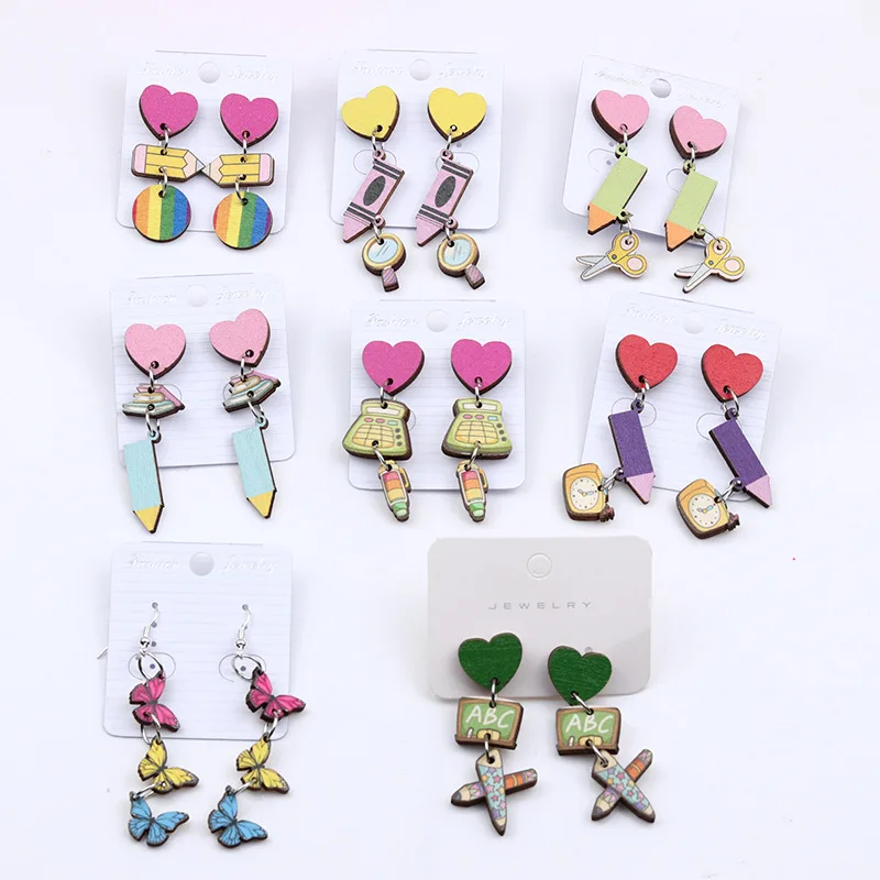 2023 New Wood Printing Pencil Stripe Heart Stud Earrings Fashion Contrasting Color Personality Ear Jewelry for Women