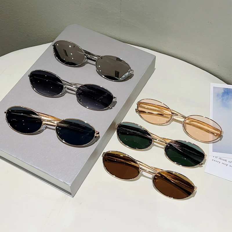 KAMMPT Vintage Ovale Sonnenbrille Damen Mode Retro Outdoor Casual Shades Herren 2025, neu in trendiger Markendesign-Dekor-Sonnenbrille – Detail 4