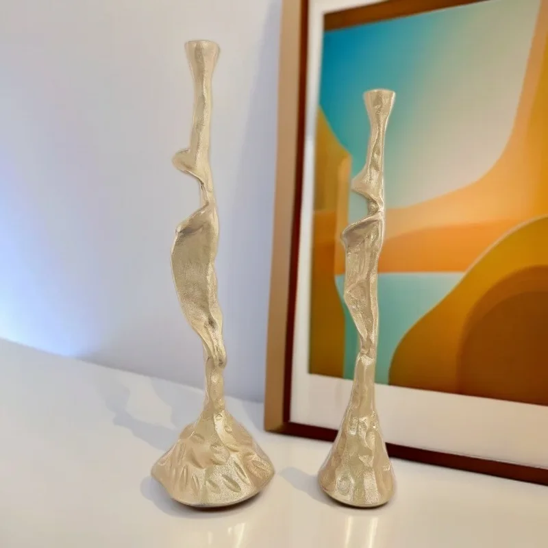 شمعدان عتيق مصنوع من الألومنيوم والرياح من Wabi Sabi لتزيين المنزل
