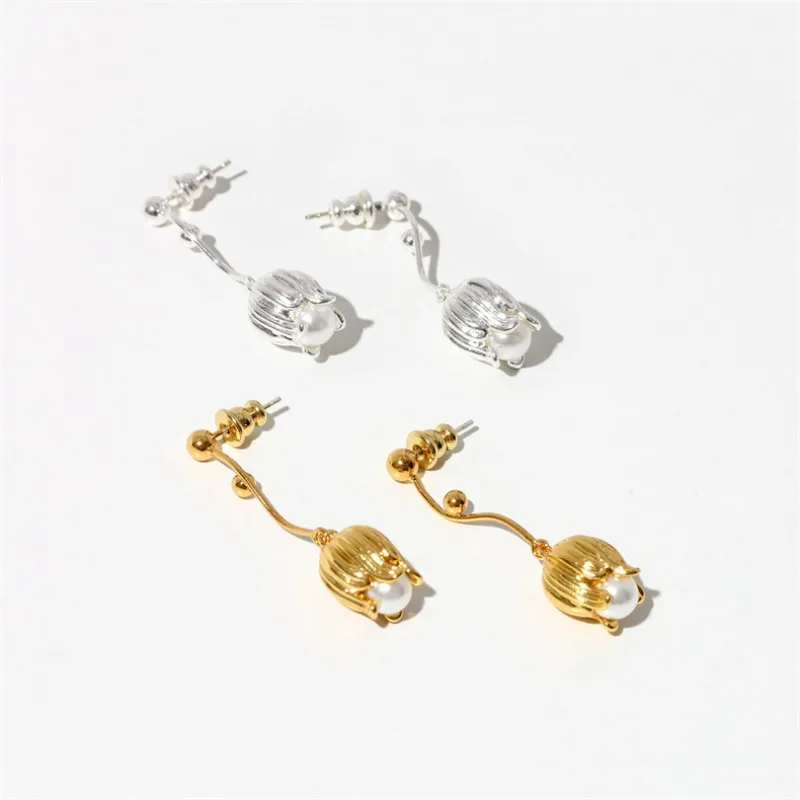 

Metal Lily Flower Earrings Glass Pearl Long Tassel Stud Earrings Ins Style Popular May Bells Flower New Luxury Designer Jewelry