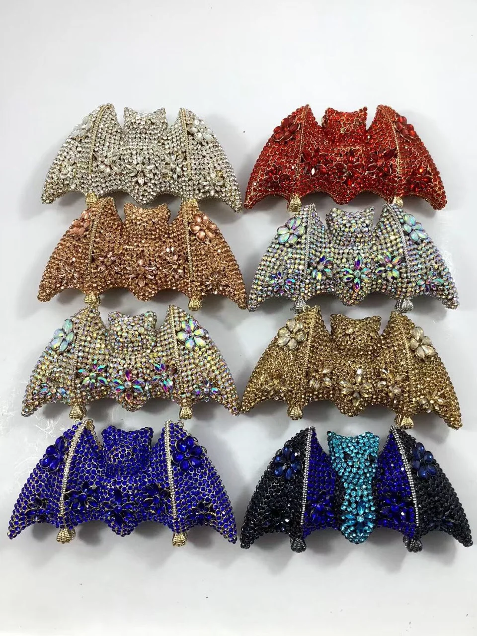 Neue Tiermotiv-Fledermaus-Diamant-Abendtasche, Ausgehöhlte Metall-Strass-Tasche, Fledermaus-Tasche – Detail 3