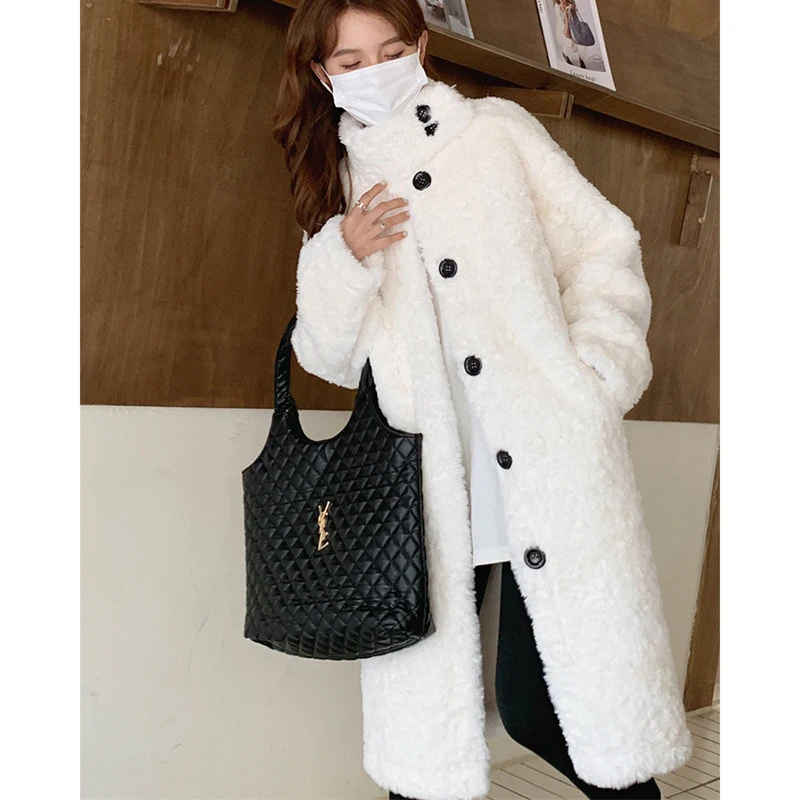 Damski płaszcz wełniany na zimę 2025, nowy damski płaszcz, nowy płaszcz z futra jagnięcego, gruby futrzany płaszcz w jednolitym kolorze, luźny płaszcz z wysokim kołnierzem, długi płaszcz za kolano.