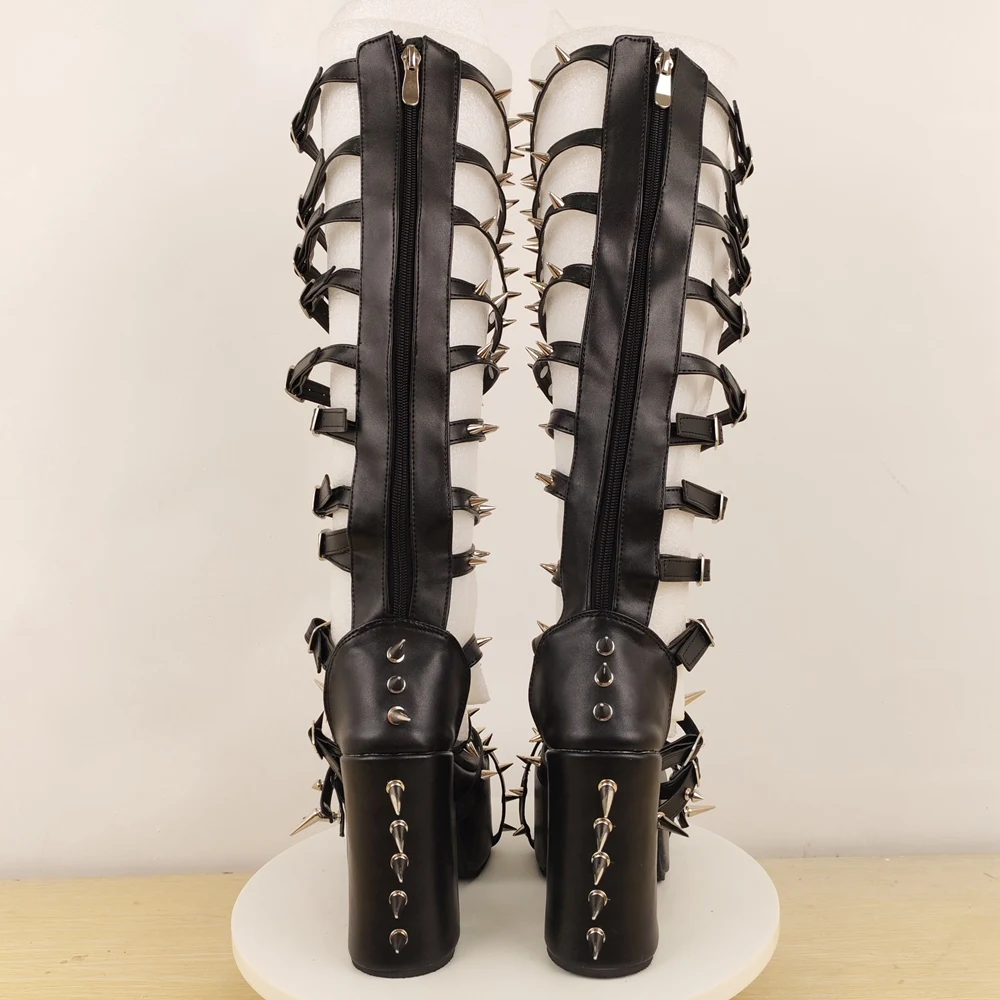 

Босоножки до колена на платформе с заклепками, женские ботинки на массивном высоком каблуке, летние ботинки с полой пряжкой в стиле панк, пикантная обувь для вечеринок