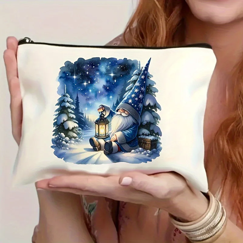 Christmas Gnome Winter Snow Forest Print Makeup Bag Cute Dwarf Lantern Graphic Zipper Cosmetic Pouch Holiday Gift for Women