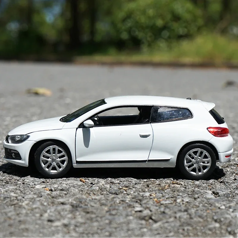 Модель автомобиля WELLY 1:24 Volkswagen Scirocco из сплава, литая металлическая Игрушечная модель автомобиля, коллекционная высококлассная имитация, подарок для детей