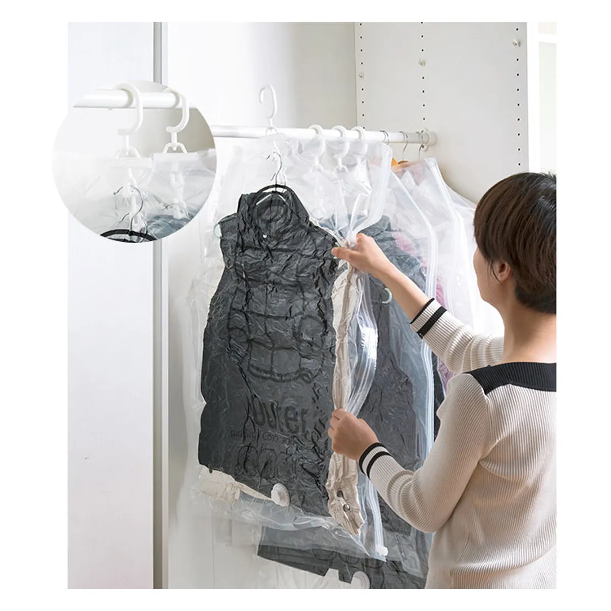 Middle Size Transparent Garment Cover Clothes Dustproof Storage Bag for Suit Dress Jackets with Hook for Hanging Travel Wardrobe