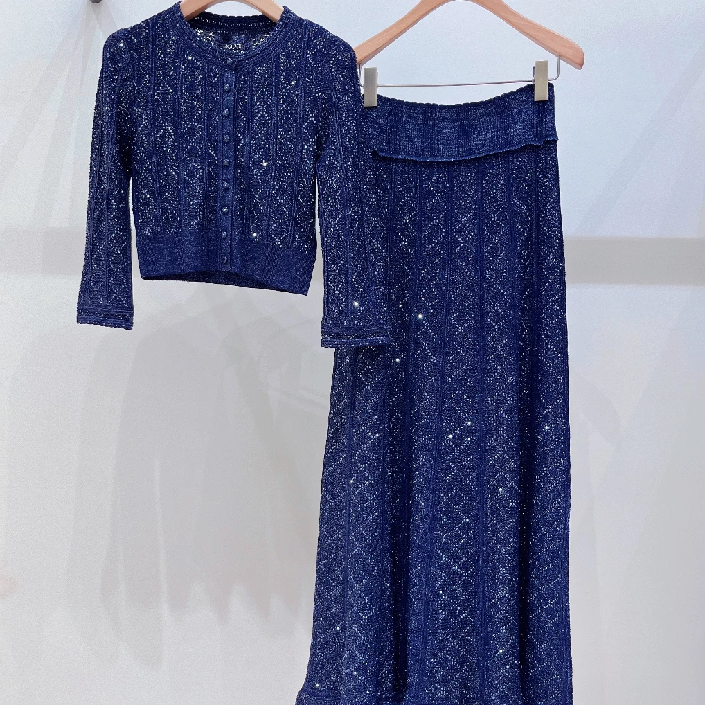 Spring 2026 New Fashion Short Knitted Top High Waist Fish Tail Half Skirt Sparkling Diamond Ladies Straight Cut High Waist