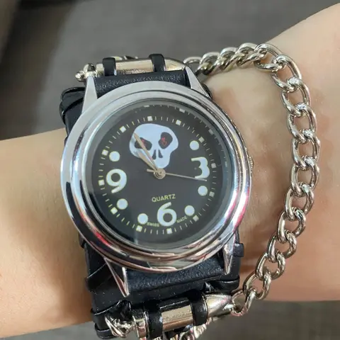 Fashion Men's Watch Trendy Watch Nostalgic Rock Retro Hip-hop Punk Style Scorpion Belt Chain Skull Rivet Belt Wrist Watches