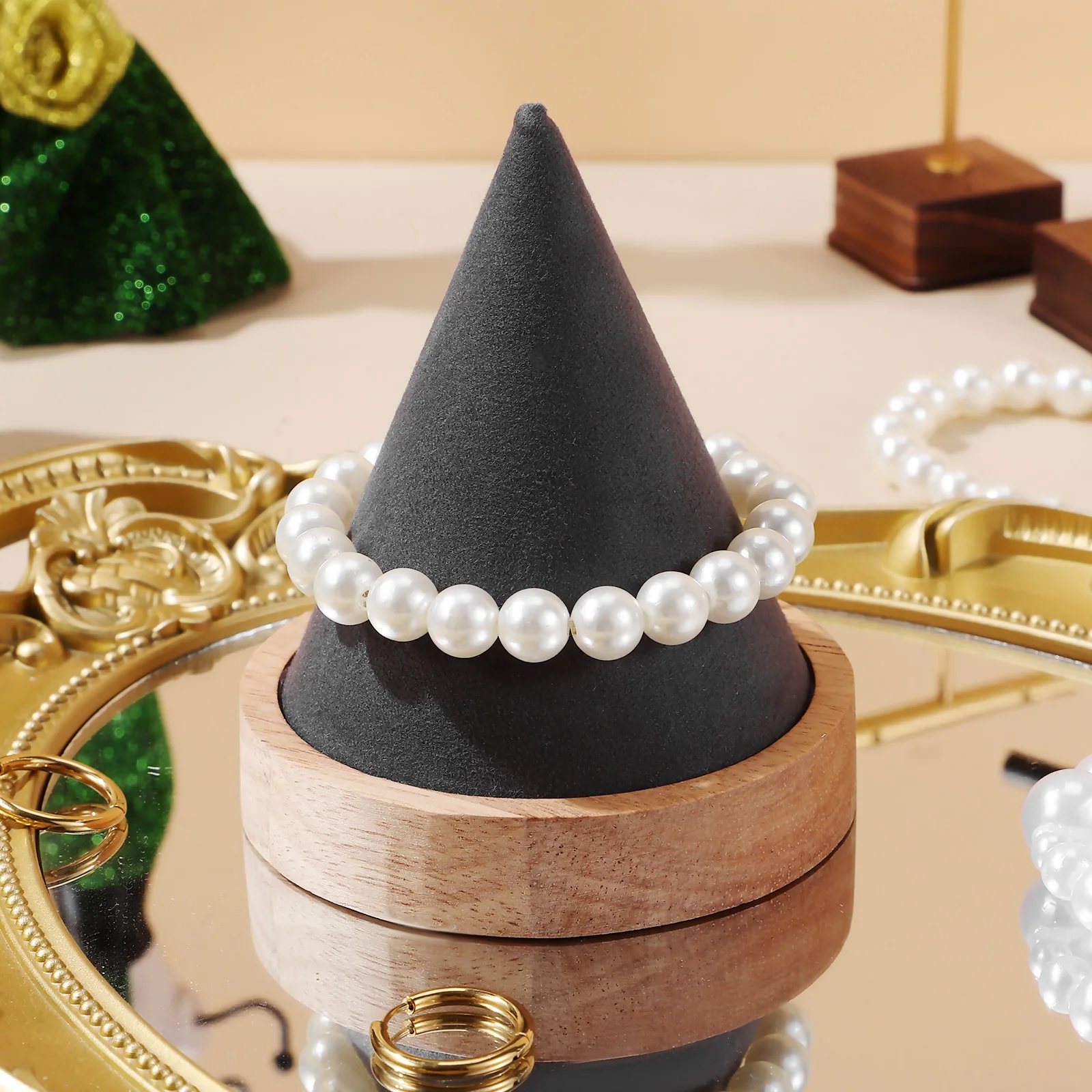 

Bracelet Display St Jewelry ganizer Cone Shape Watch Bangle Holder Transparent Necklace Hang Mall Solid Wood Elegant