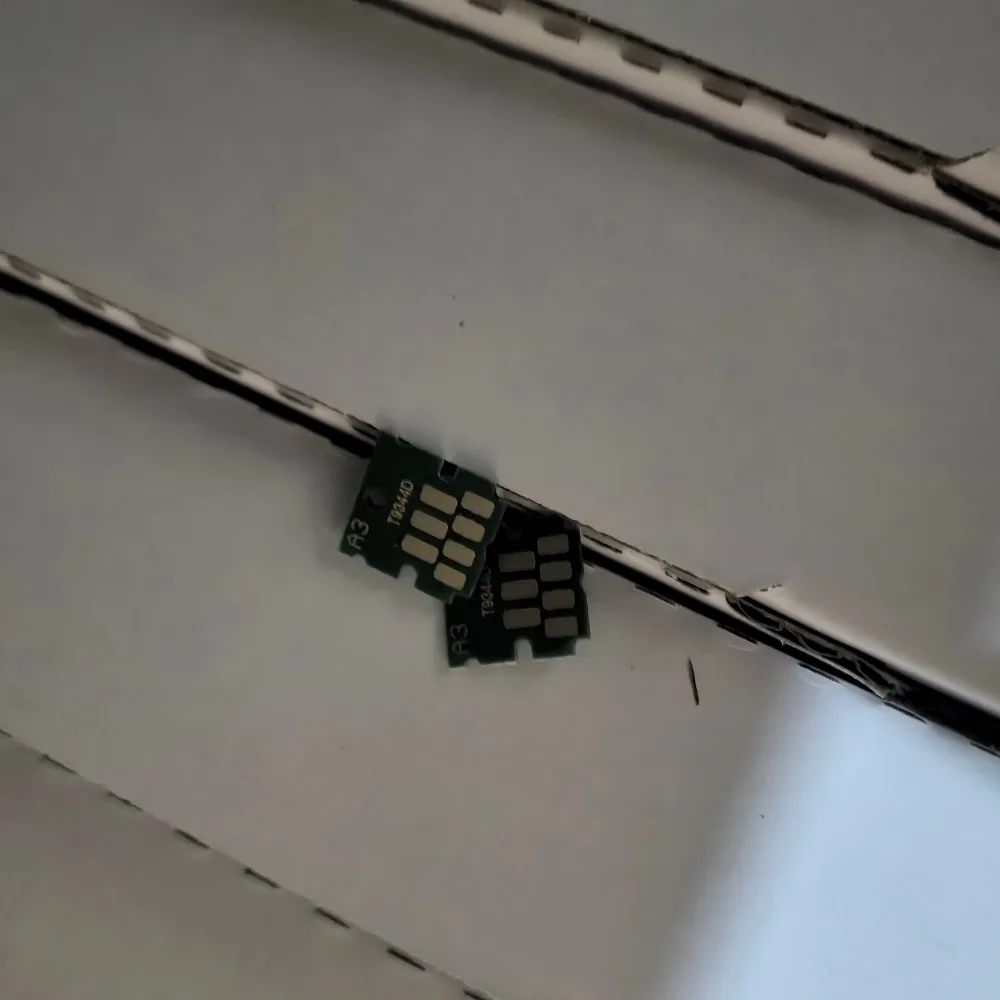 10PCS C9344 Maintenance Box Tank Chip For Epson L3560 L3550 L5590 XP-2100 2105 XP-3100 XP-3105 XP-4100 XP-4105 XP-2200 Printer