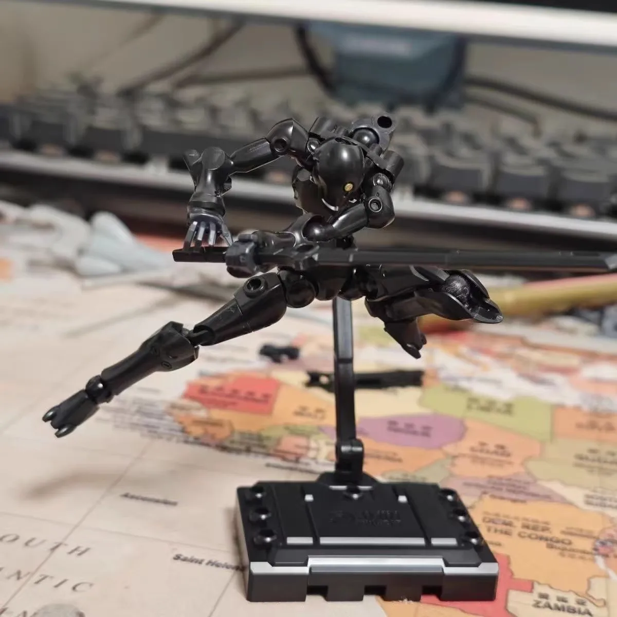 シェイク・メインランド 3分プロジェクト A 3.75インチ 超可動ヒューマノイドボディ 強力な攻撃力を持つエイリアンフィギュア 組み立てモデル おもちゃ コレクション ギフト