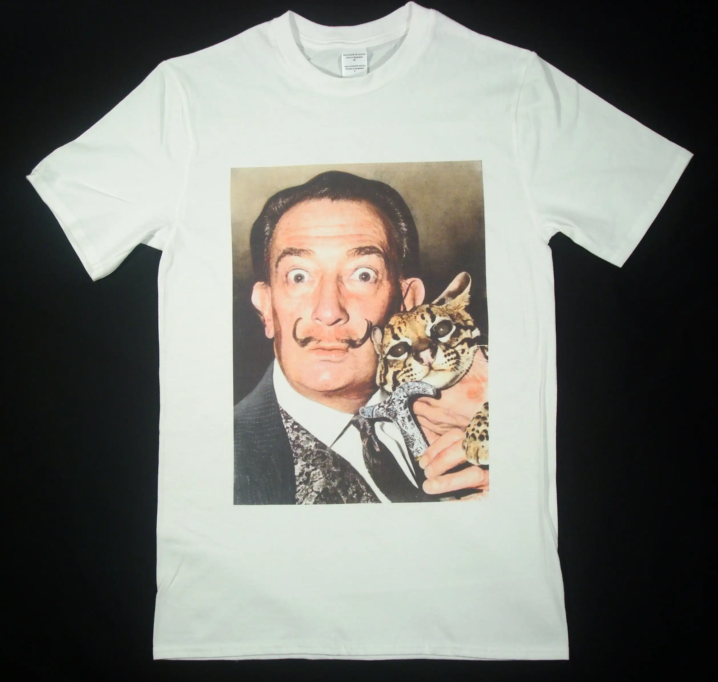 Доступны белые футболки Salvador Dali Ocelot размеров S 3XL