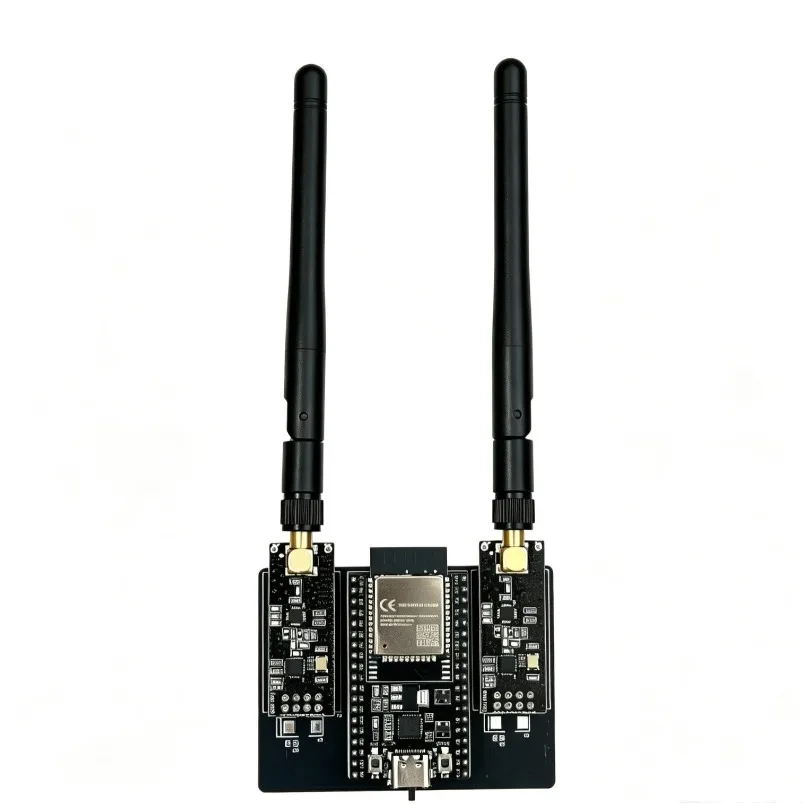 Carte de développement ESP32-DevKitC avec module NRF24L01 PA LNA, module Bluetooth et Wi-Fi 2,4 GHz.