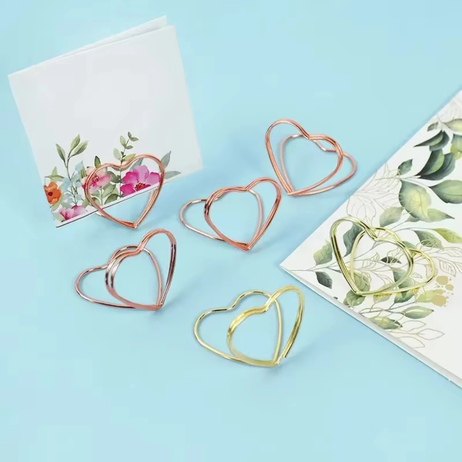 10pcs Double Heart Shape Metal Memo Holder Table Placecard Holder Photo Clip Card Stand Wedding Banquet Heart Message Holder