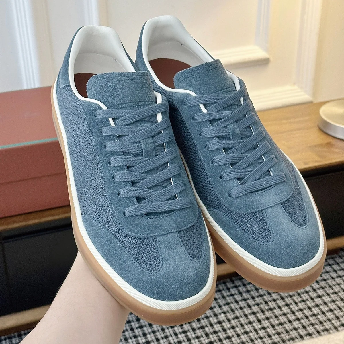 2026 High Quality Autumn Women Vintage Fashion Lightweight Lace Up Daily Athletic Shoes ch26031714